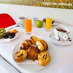 Akena Nantes - Ouest Hotel 2*