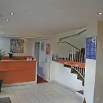 Akena Nantes - Ouest Hotel 2*