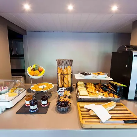 Akena Nantes - Ouest Hotel