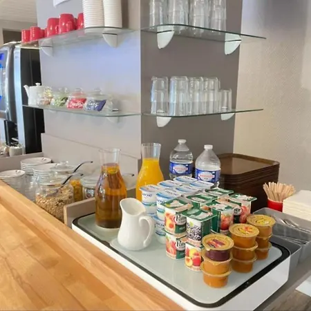 Akena Nantes - Ouest Hotel