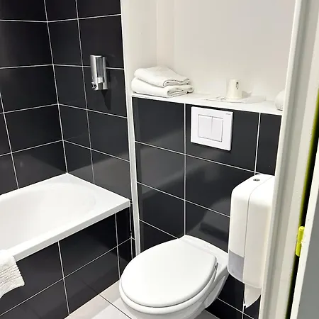 Akena Nantes - Ouest 2* Orvault