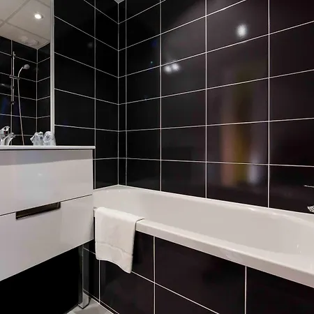 Hotel The Originals City, Agora, Nantes Ouest