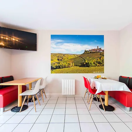 Akena Nantes - Ouest Hotel Orvault