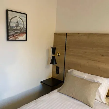 Akena Nantes - Ouest Hotel