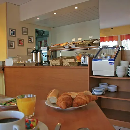 Akena Nantes - Ouest Hotel