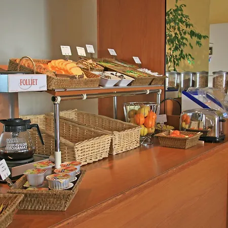 Akena Nantes - Ouest Hotel Orvault