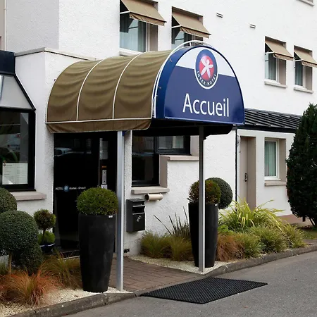 Akena Nantes - Ouest 2*