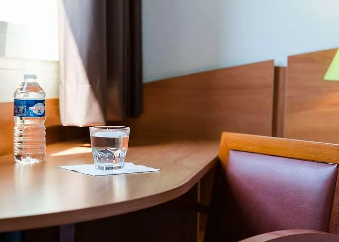 Akena Nantes - Ouest 2*