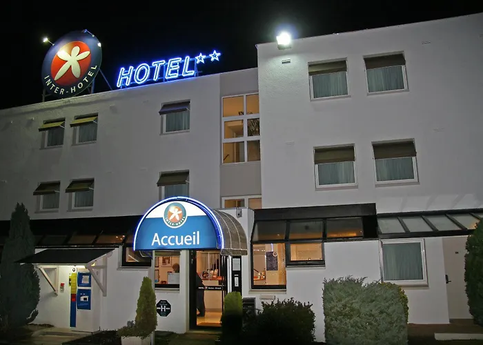 Akena Nantes - Ouest Hotel 2*